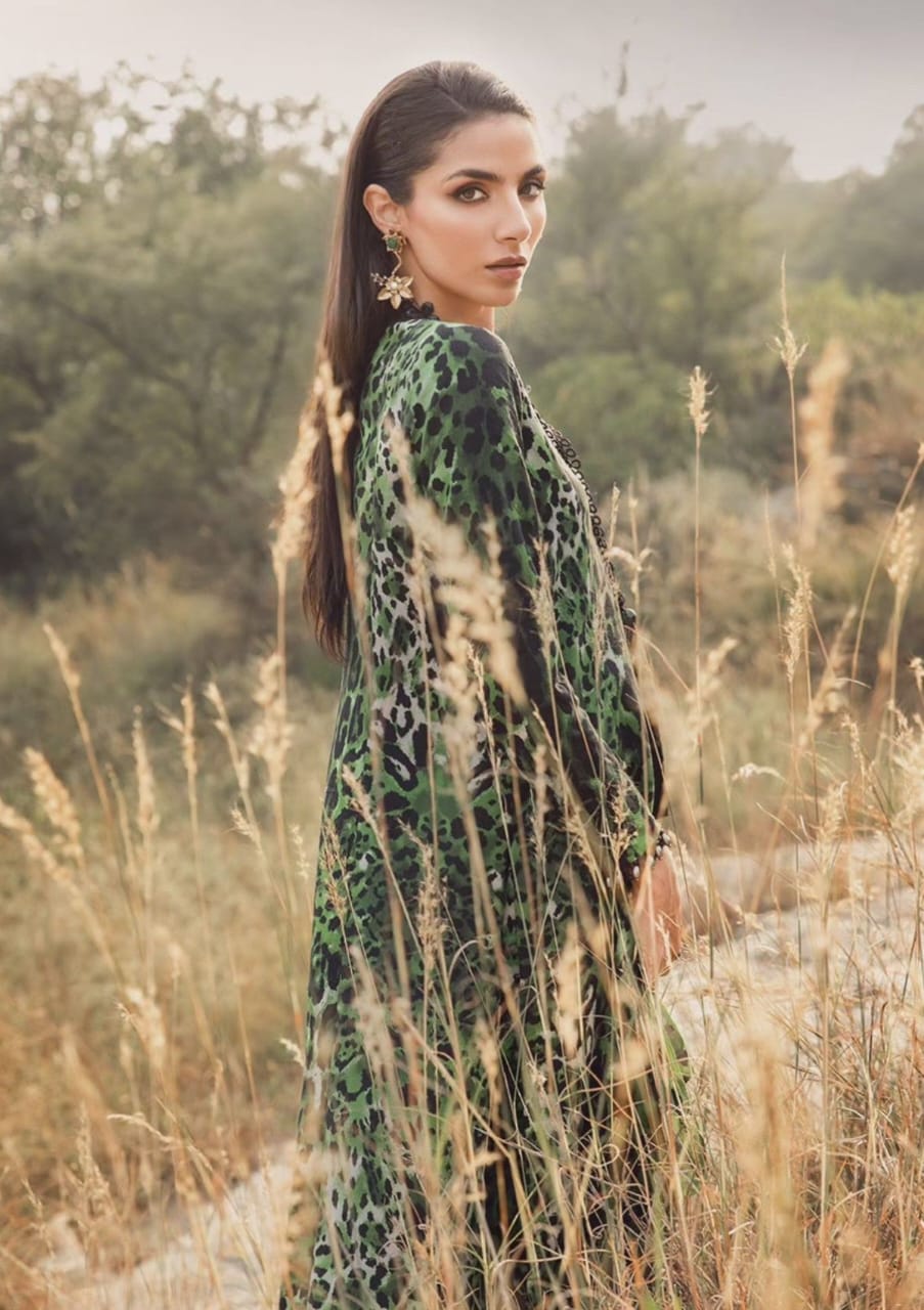 Maria B Linen Embroidered 3pc